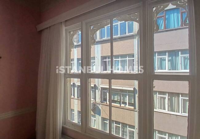 Stunning House with Extensive Facilities in Istanbul 25