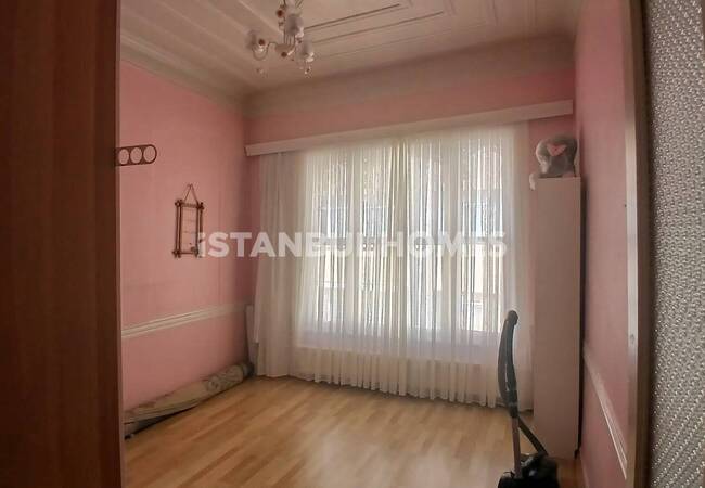 Stunning House with Extensive Facilities in Istanbul 24