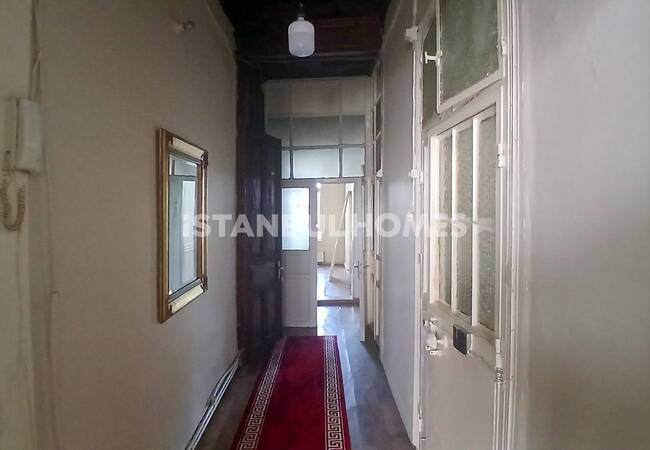 Stunning House with Extensive Facilities in Istanbul 35