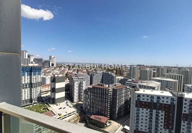Stylische Wohnung Mit Gemeinschaftspool In Esenyurt Istanbul 26