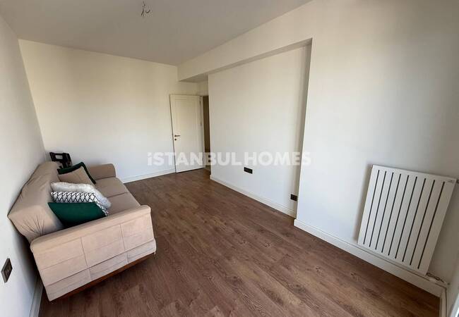 Квартира 3+1 в комплексе в Бююкчекмедже, Стамбул, с видом на море 18