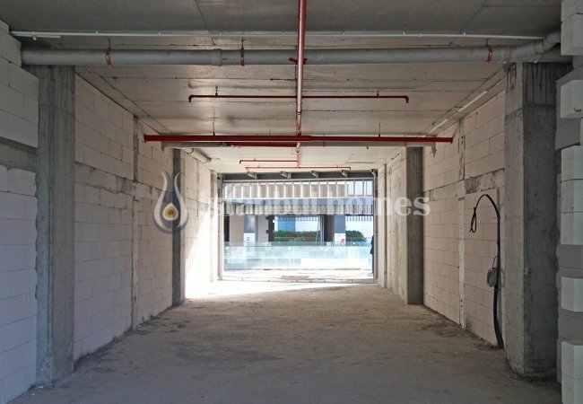 Immobiliers Commerciaux Spacieux Sur Autoroute E-5 À Bakırköy Ataköy 7