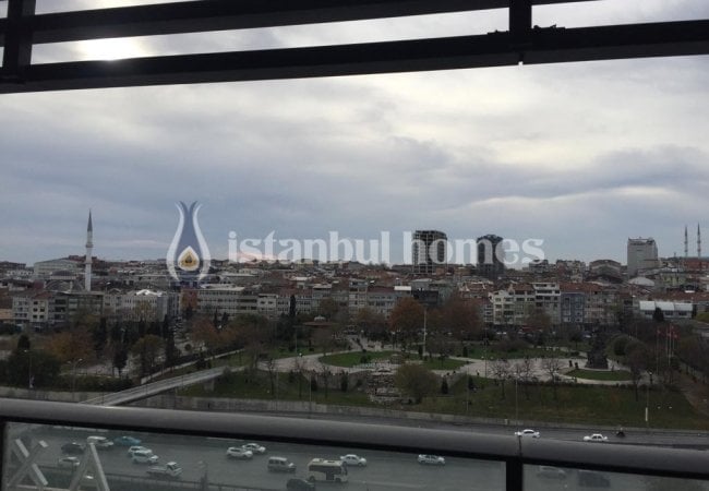 Просторные Офисы в Крупном Торговом Центре в Стамбуле 14