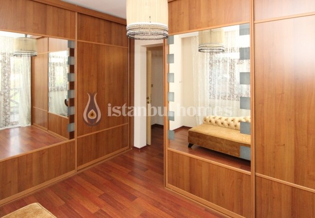 Kartal’da Merkezi Konumda Aile Konseptinde Tripleks Villa 19