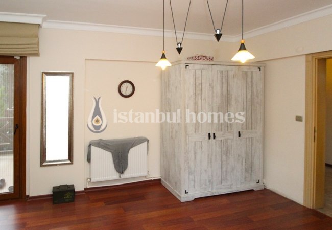 Kartal’da Merkezi Konumda Aile Konseptinde Tripleks Villa 24