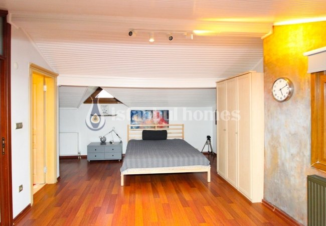 Kartal’da Merkezi Konumda Aile Konseptinde Tripleks Villa 30