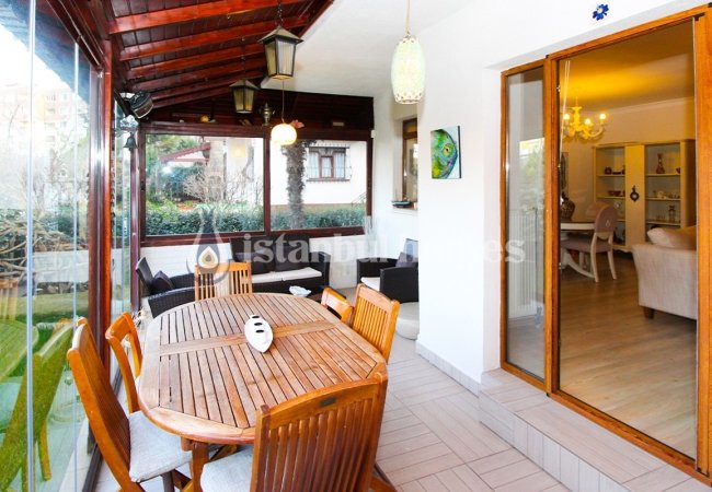 Kartal’da Merkezi Konumda Aile Konseptinde Tripleks Villa 9