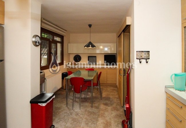 Kartal’da Merkezi Konumda Aile Konseptinde Tripleks Villa 14