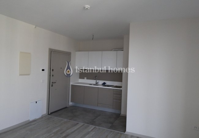 Offices on the Main Street in Küçükçekmece Istanbul 16