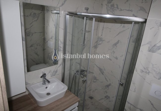 Offices on the Main Street in Küçükçekmece Istanbul 17