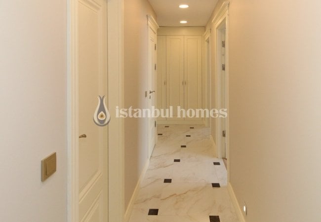 Smart Apartments in Complex with Fantastic Views in Uskudar