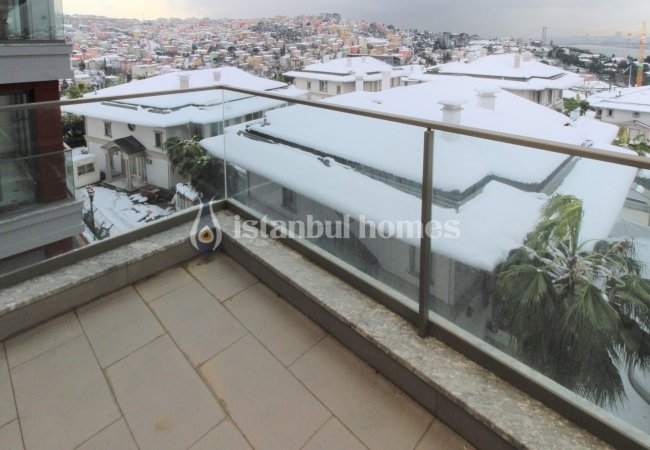 Smart Apartments in Complex with Fantastic Views in Uskudar