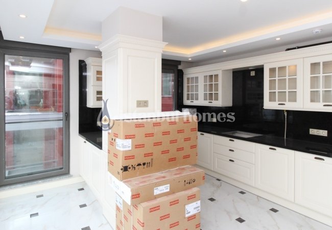 Smart Apartments in Complex with Fantastic Views in Uskudar