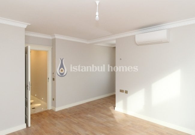 Smart Apartments in Complex with Fantastic Views in Uskudar