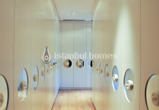 Single-storey Houses in Istanbul Intertwined with Nature 42