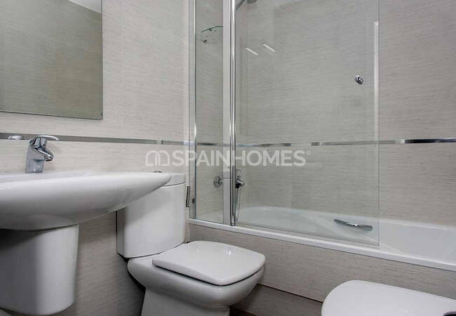 Apartments in the City Center of Santa Pola with Sea View 18