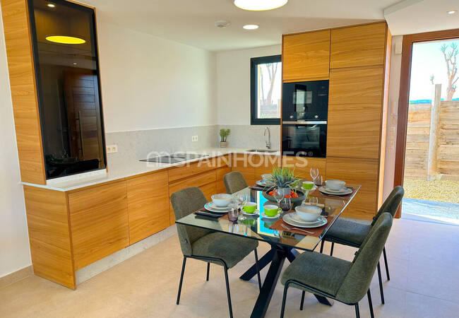 منازل محاطة بملاعب الجولف في كهوف المنصورة 4