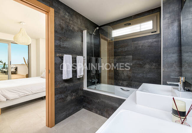 Almeria'da Seçkin Golf Tesisi İçerisinde Şık Daireler 27