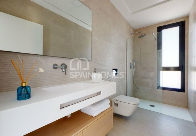 Luxury Villas with Private Pool, Basement and Solarium in Finestrat