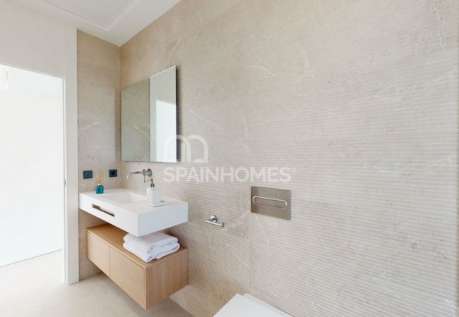 Luxury Villas with Private Pool, Basement and Solarium in Finestrat