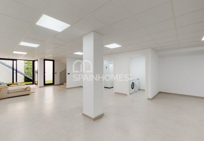 Luxury Villas with Private Pool, Basement and Solarium in Finestrat