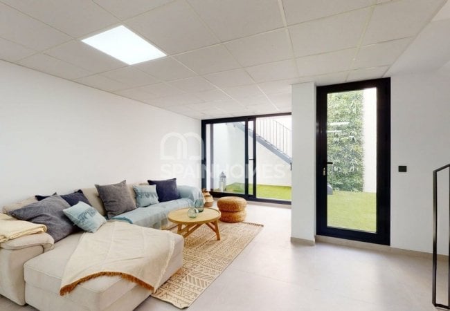 Luxury Villas with Private Pool, Basement and Solarium in Finestrat