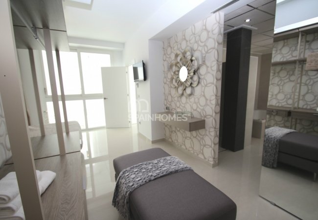 Modern İç Mekan Tasarımına Sahip Bahçeli Ferah Villalar 27