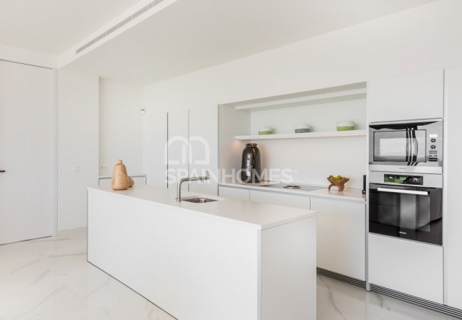 Apartamentos Con Vistas Al Mar En Benahavis Costa Del Sol 12