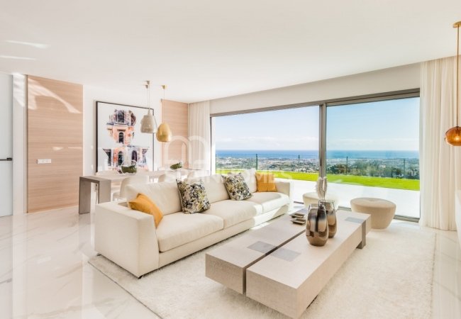 Apartamentos Con Vistas Al Mar En Benahavis Costa Del Sol 6