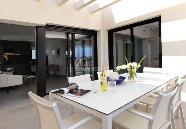 New-built Apartments with Sea View in Guardamar Del Segura, Alicante