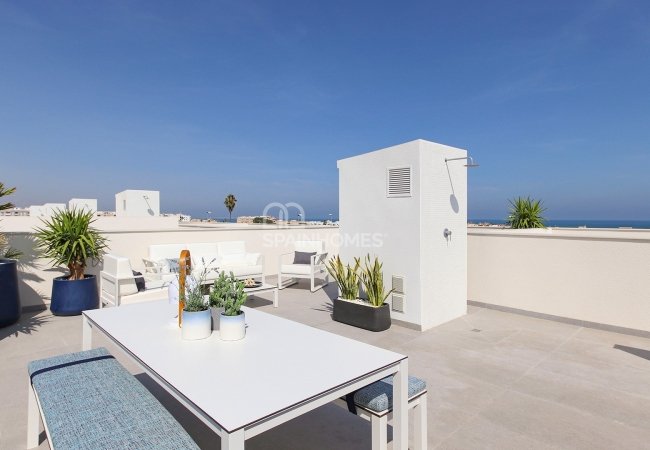 New-built Apartments with Sea View in Guardamar Del Segura, Alicante