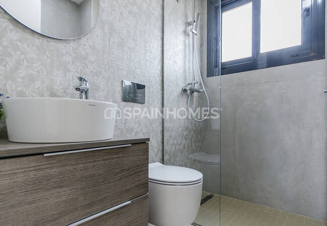 3 and 4 Bedroom Houses with Sea Views in San Miguel De Salinas