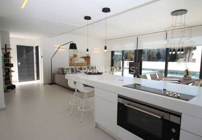 3 and 4 Bedroom Houses with Sea Views in San Miguel De Salinas