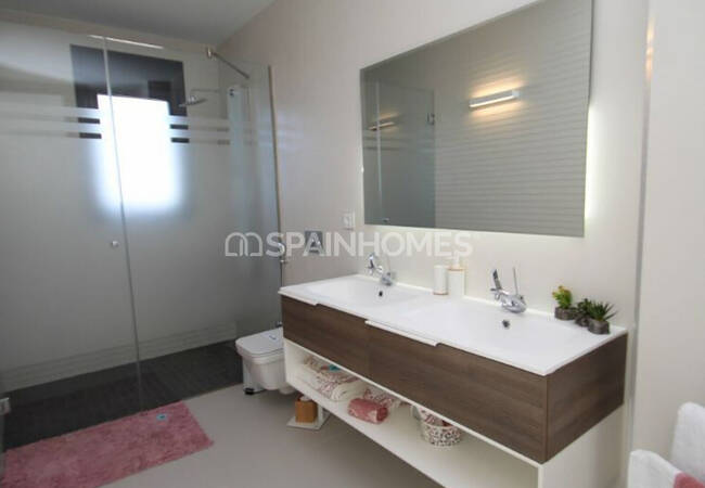3 and 4 Bedroom Houses with Sea Views in San Miguel De Salinas