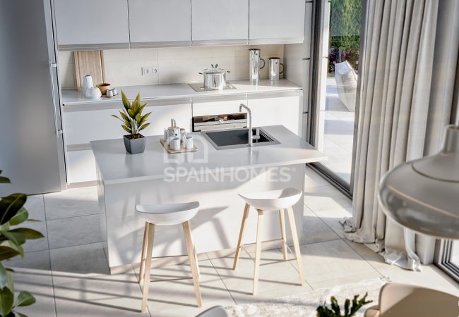 Manilva'da Sahile Yakın Konumda Satılık Villalar 5