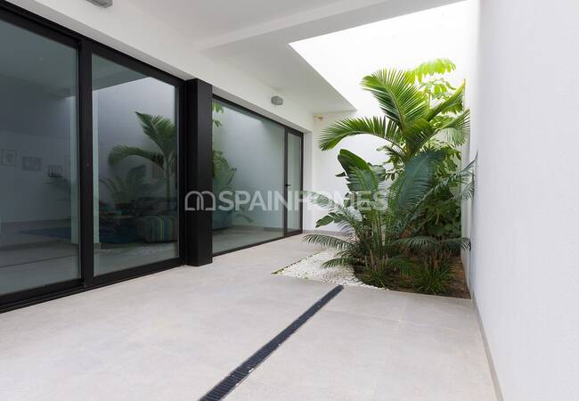 Finestrat, Costa Blanca’da Avantajlı Konumda Lüks Villalar
