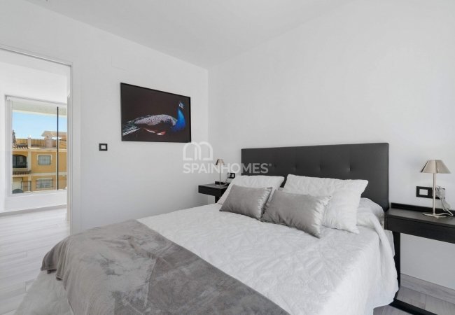 Turnkey Detached Villas with Swimming Pool in Orihuela Costa