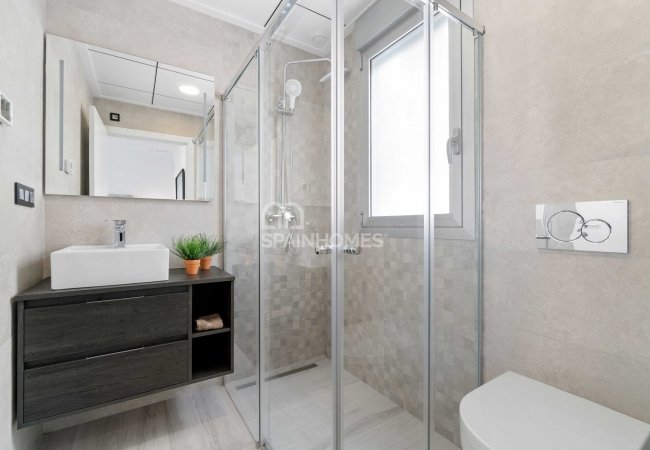 Turnkey Detached Villas with Swimming Pool in Orihuela Costa