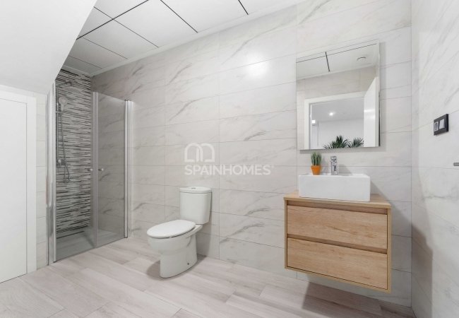 Turnkey Detached Villas with Swimming Pool in Orihuela Costa