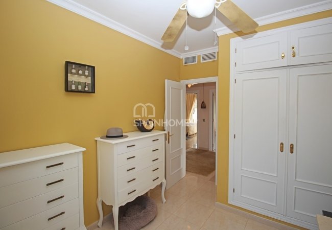 Alhaurin De La Torre’de Yerleşim Bölgesinde Müstakil Villa 36
