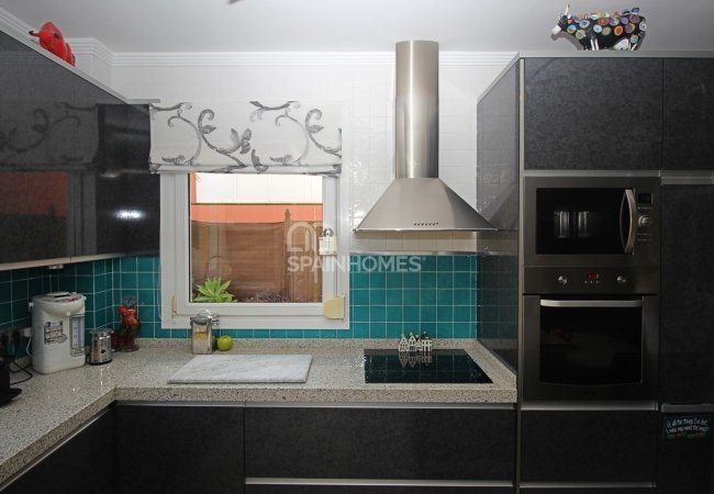 Alhaurin De La Torre’de Yerleşim Bölgesinde Müstakil Villa 46