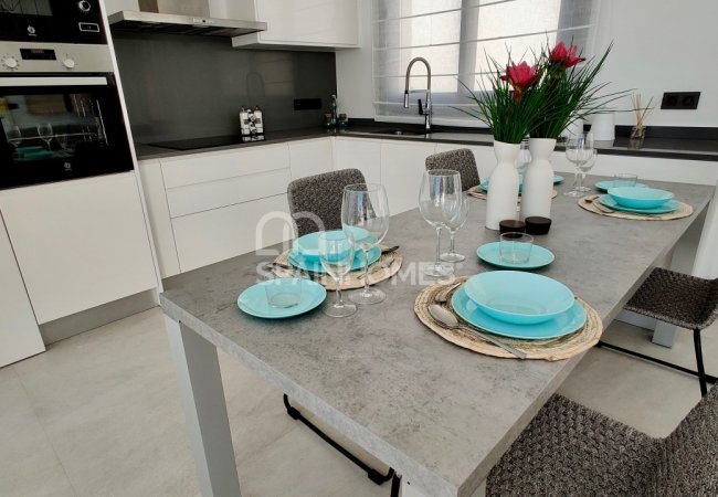 Brand-new Villas 10 Minutes to the Beach in Polop