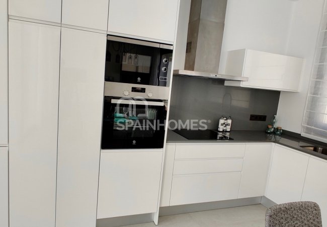 Brand-new Villas 10 Minutes to the Beach in Polop