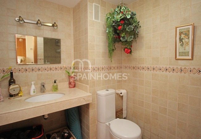 Apartment in a Sought After Area of Benalmadena 21