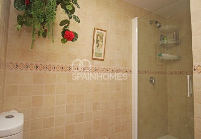 Apartment in a Sought After Area of Benalmadena 22