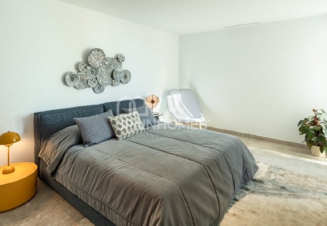 Well-located Prestigious Villa with Sea Views in Benahavis 31