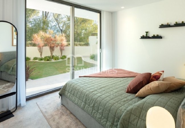 Well-located Prestigious Villa with Sea Views in Benahavis 22