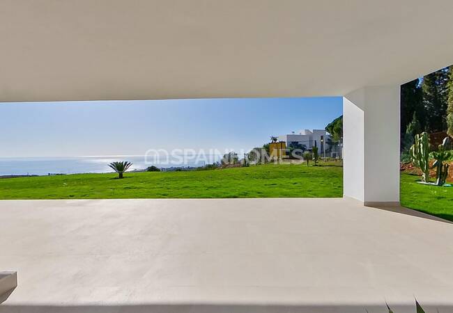 Fantastically Located Villa Close to Amenities in Mijas 16