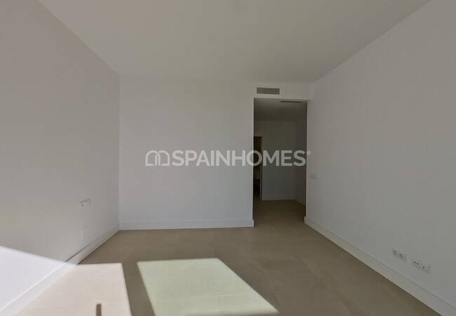 Fantastically Located Villa Close to Amenities in Mijas 28