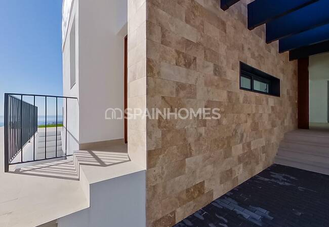 Fantastically Located Villa Close to Amenities in Mijas 11